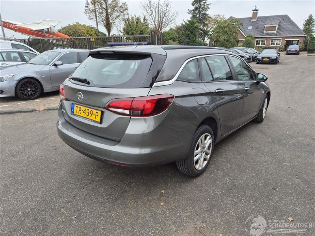 Opel Astra 1.6 16V