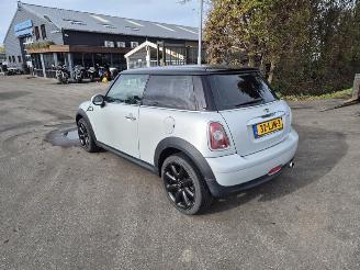 Mini Cooper 1.6 16V picture 2