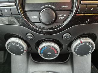 Mazda 2 1.5 picture 6