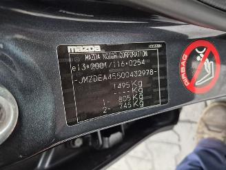 Mazda 2 1.5 picture 8