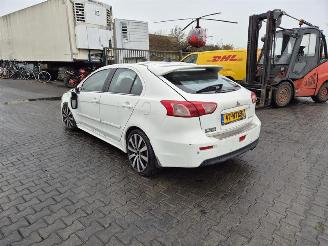 Mitsubishi Lancer 1.6 picture 2