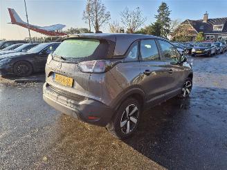 krockskadad bil auto Opel Crossland 1.2 12v Turbo 2021/2