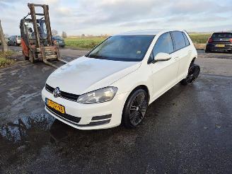 Volkswagen Golf 1.2 TSi picture 3