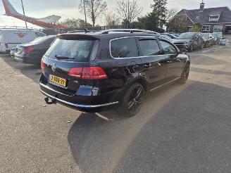 Vaurioauto  passenger cars Volkswagen Passat Variant 1.4 TSi 2014/1