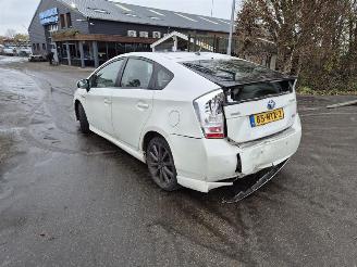 Toyota Prius 1.8 16v Hybrid picture 2