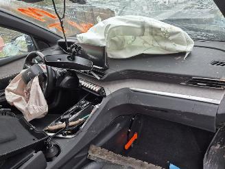 Peugeot 3008 1.6 Hybrid picture 5