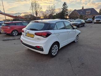 Schadeauto Hyundai I-20 1.0 T GDi 2019/9