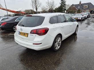 škoda osobní automobily Opel Astra SPORTS TOURER 1.4 Turbo 2011/9