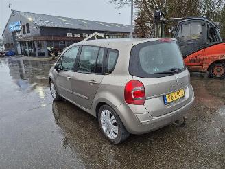 Renault Modus 1.6 16v picture 2