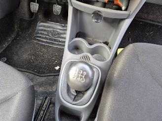 Toyota Aygo 1.0 12v picture 7