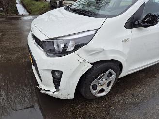 Kia Picanto 1.0 12v picture 6