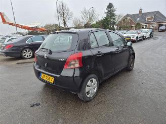 skadebil auto Toyota Yaris 1.0 12v 2008/9
