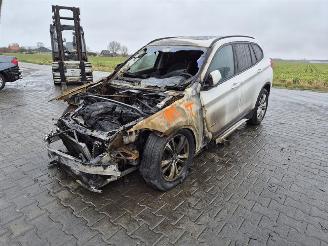 BMW X1 18d picture 3