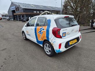 Kia Picanto 1.0 12v picture 2