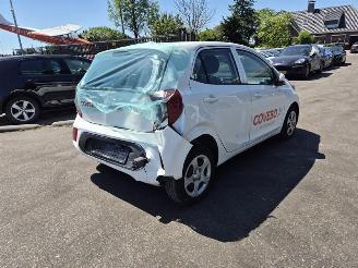 damaged passenger cars Kia Picanto 1.0 DPI 2022/11