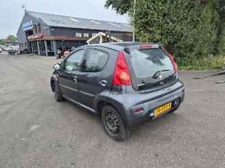 Peugeot 107 1.0 12v picture 2