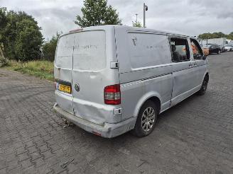 Vrakbiler bedrijf Volkswagen Transporter 2.5 TDI 96 KW 2006/8