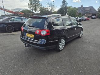 Vaurioauto  passenger cars Volkswagen Passat Variant 1.4 TSi 2010/4