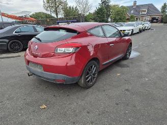 uszkodzony samochody osobowe Renault Mégane Coupe 1.4 TCe 2010/2