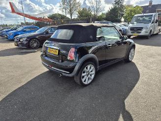 skadebil auto Mini Cooper Cabrio 1.6 16v 2004/7