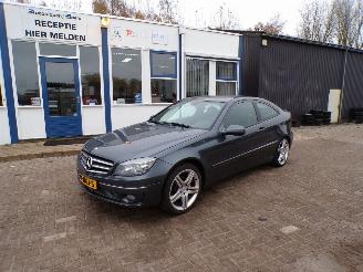 damaged passenger cars Mercedes Clc-klasse 180 Kompressor 2008/11