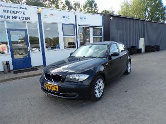damaged passenger cars BMW 1-serie 116i Business Line 2009/3