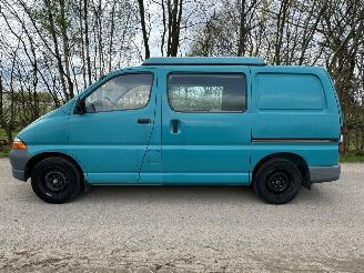 Zelfbouw  TOYOTA  HI ACE 2.4 picture 2