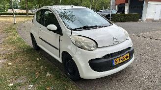 Avarii autoturisme Citroën C1 50 kW (68 PK)  998 cc. 2008/1