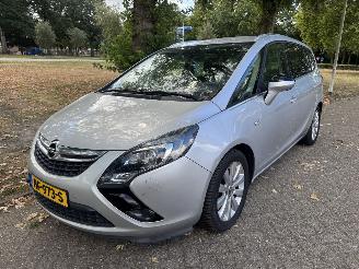 krockskadad bil auto Opel Zafira TOURER 2015/1