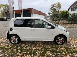 Volkswagen Up!  picture 6