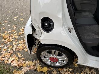 Volkswagen Up!  picture 10