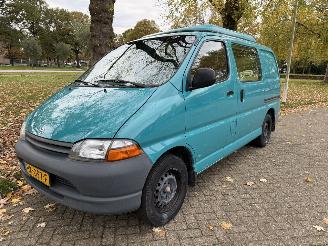skadebil auto Toyota Hi-Ace  1998/1