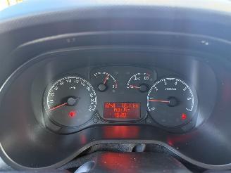 Opel Combo VAN picture 11