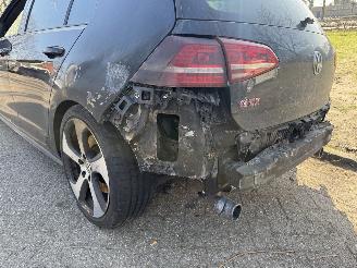 Volkswagen Golf  picture 14