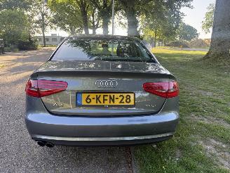Audi A4 LIMOUSINE picture 4