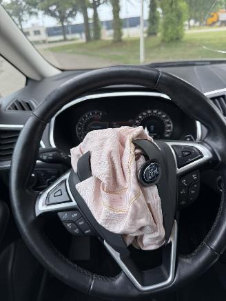 Ford S-Max  picture 26