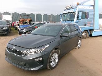 skadebil auto Kia Cee d 1.0 Break Lounge 2020/9