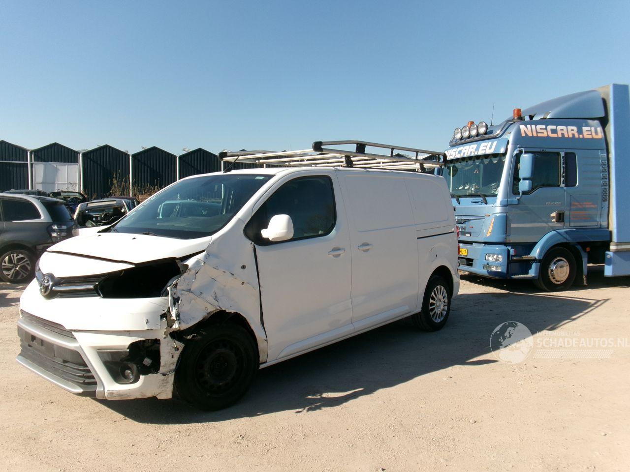 Toyota Proace 2.0 D Comfort
