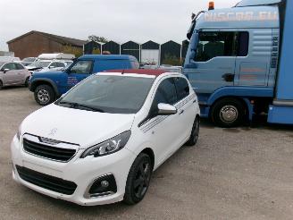 Unfallwagen Peugeot 108 1.0 Allure Top 2020/8