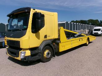Damaged car Volvo Avalanche FL250 -12   Autotransporter 3 Lader 2019/9