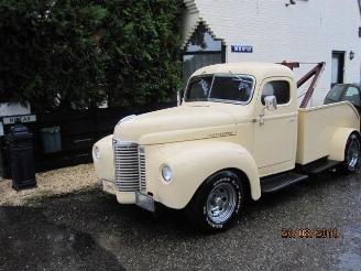 krockskadad bil auto Buick  INTERNATIONAL KB2 TOW-SHOWTRUCK V8 1949/1