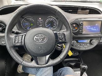 Toyota Yaris 1.5 Hybrid 5drs picture 57