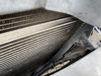 Hyundai Tucson 2.0i Dynamic version Van/Grijs kenteken picture 35