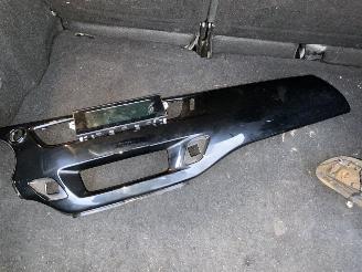 Citroën DS3 e-HDI 1.6 So Chic picture 15