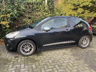 Citroën DS3 e-HDI 1.6 So Chic picture 7