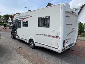uszkodzony kampingi Challenger  Challeger Mageo 118EB/119 Queensbed en hefbed 2014/1