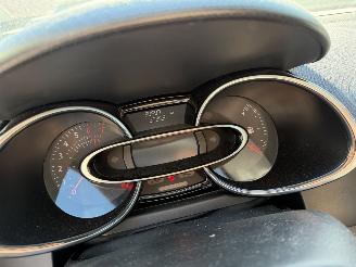 Renault Clio Limited 0.9 TCe station picture 7