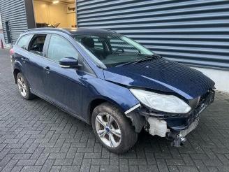 Autoverwertung Ford Focus  2012/7