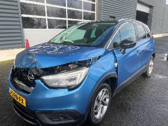 Voiture accidenté Opel Crossland Crossland (X) SUV 1.2 Turbo 12V SUV  Benzine 1.199cc 81kW (110pk) 2019/6