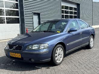 skadebil auto Volvo S-60 2.4 20V 140 Sedan 4Dr Benzine 2.435cc 103kW (140pk) 2003/9